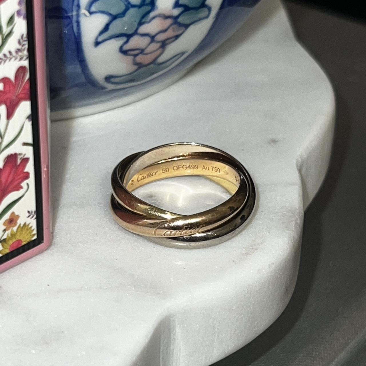 Cartier trinity best sale ring engraving