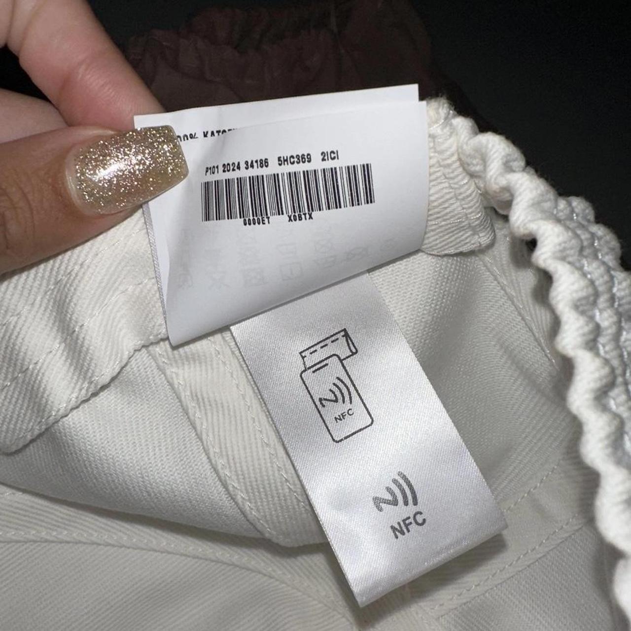 Miu Miu Women's Caps - White – Authentic miu miu … - image 4