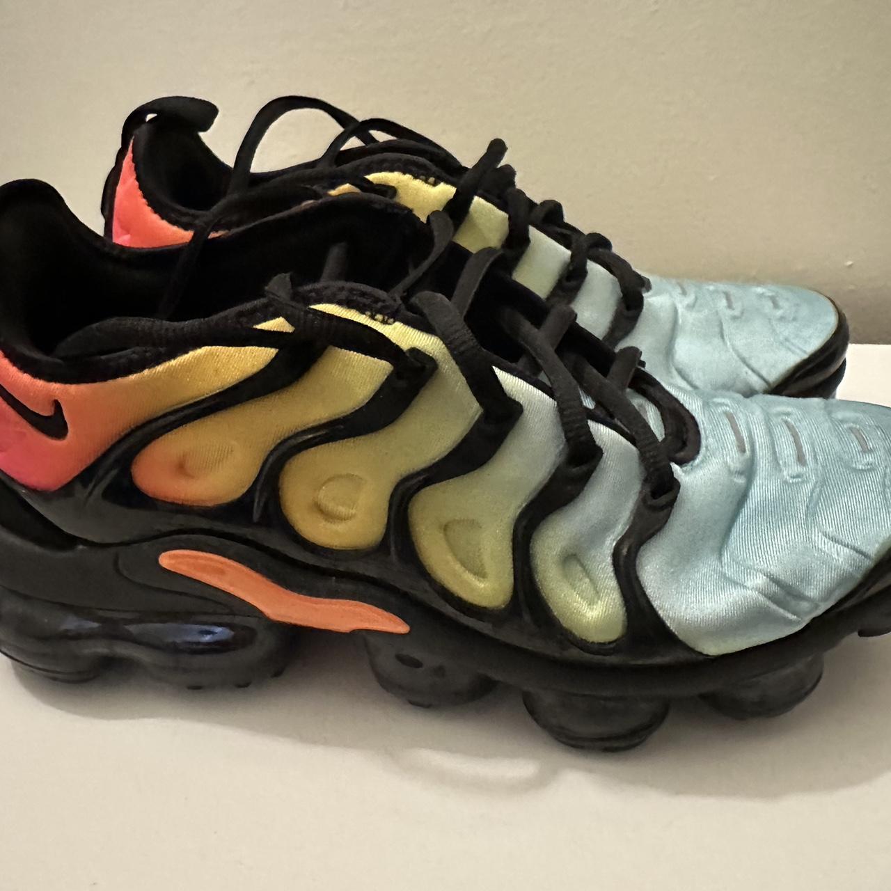 VaporMax Plus Tropical Sunset Worn a few Depop