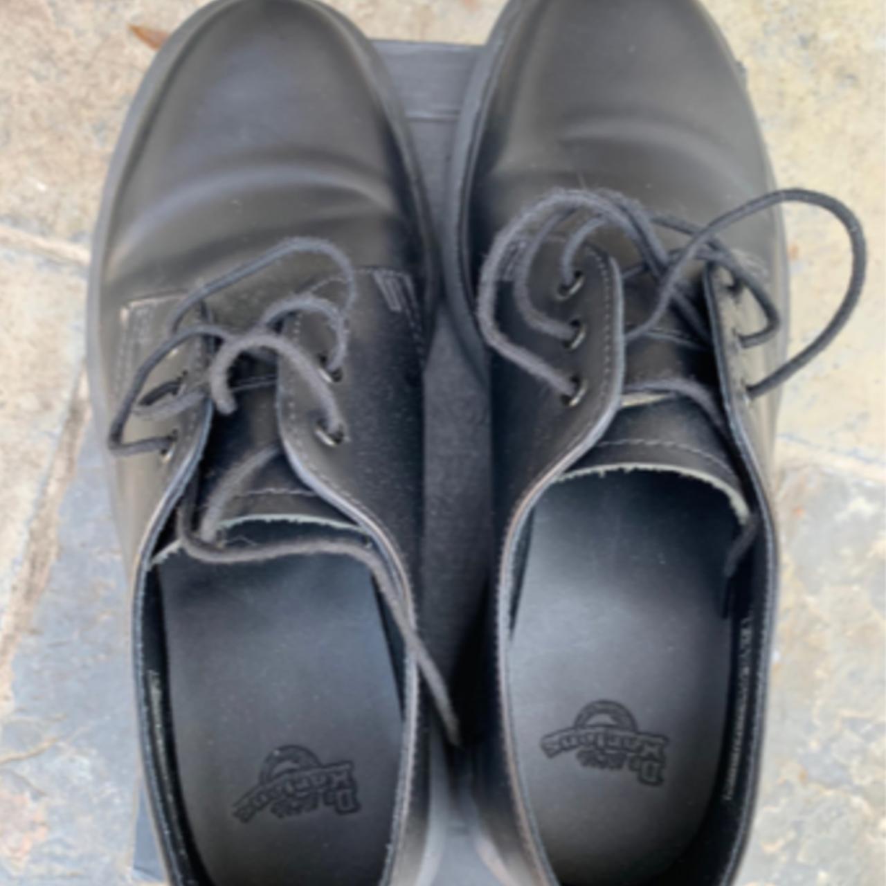 ほぼ新品状態　Dr.martens 1461 mono UK8 Amazon.com: Dr. Martens 1461 Shoe,Black Smooth,4 UK/5-6 M US