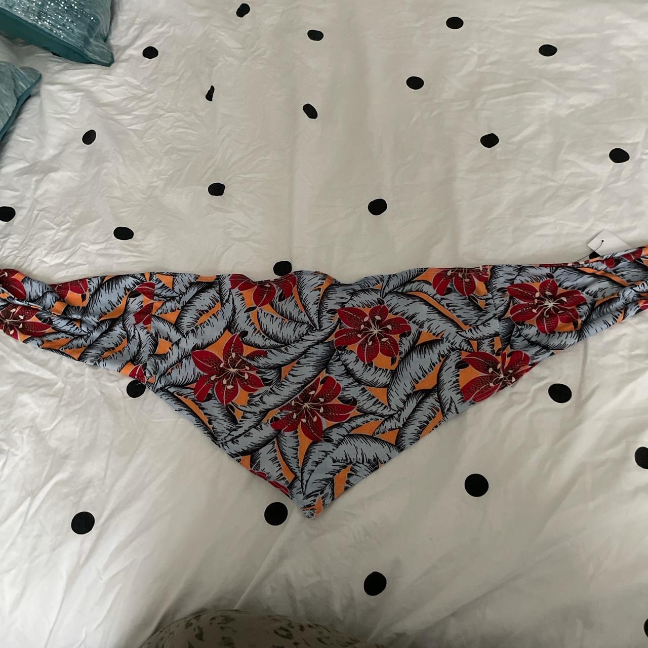 item listed by classyandchicboutique