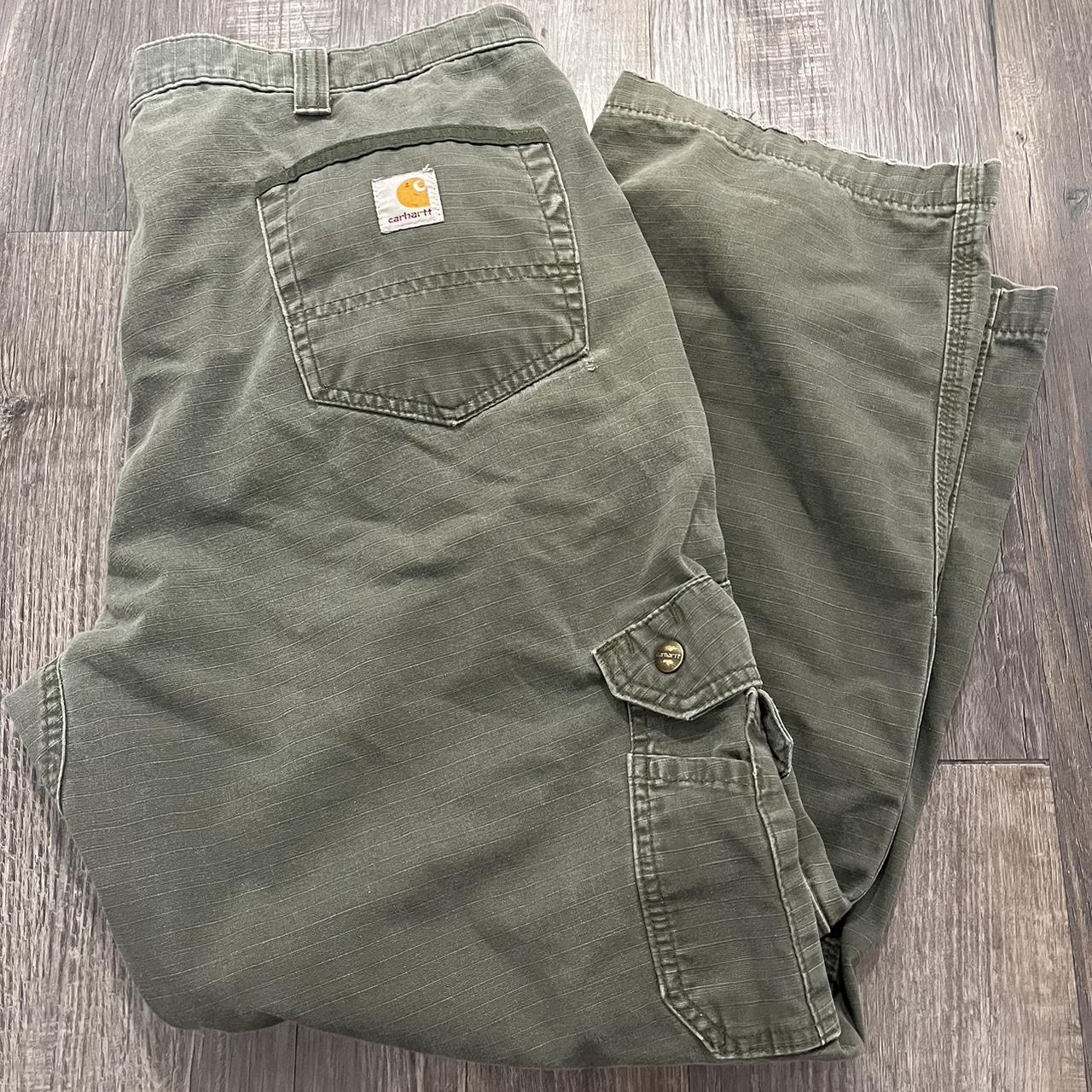 Carhartt green cargo pants 38x30 Good condition... - Depop