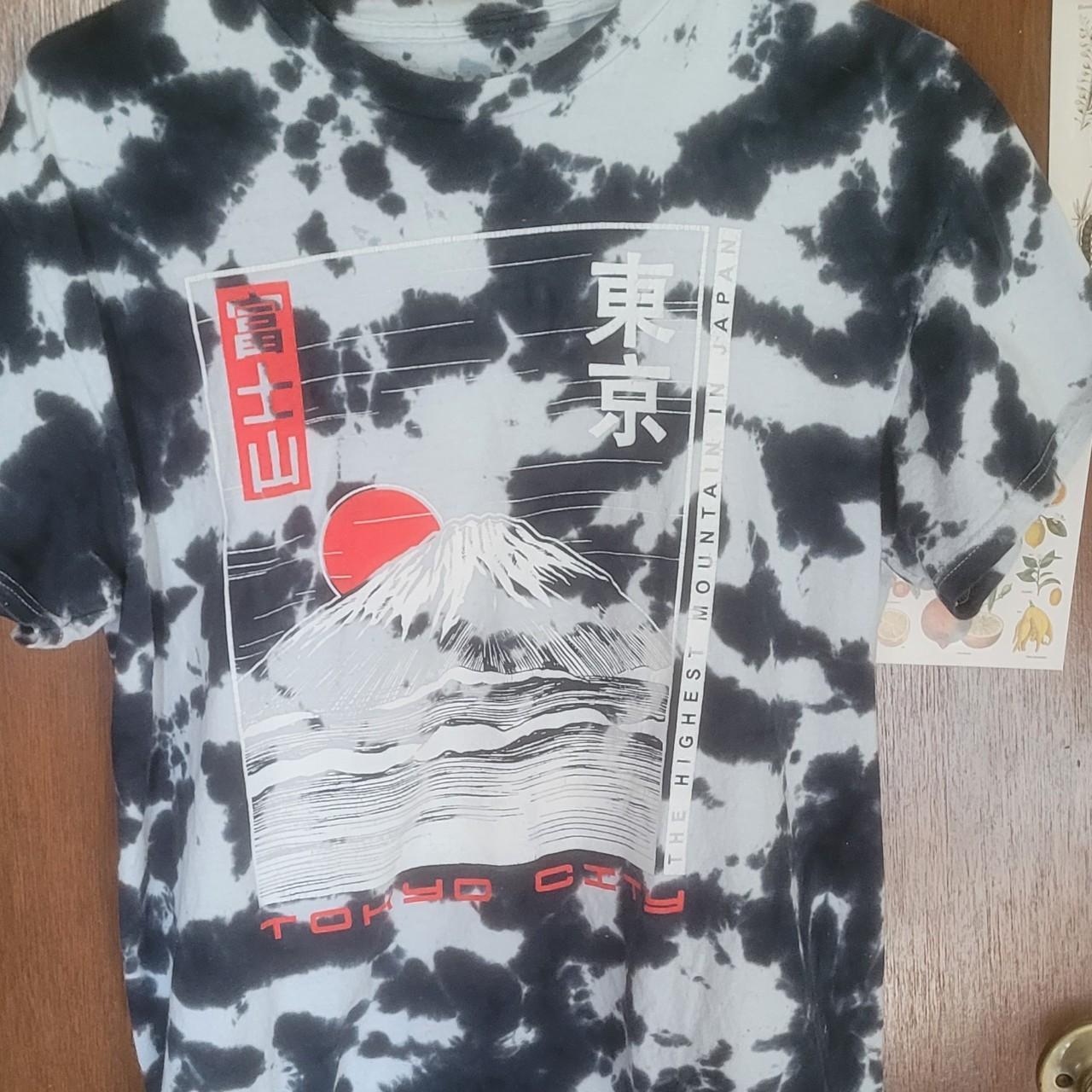 Japan shirt - Depop