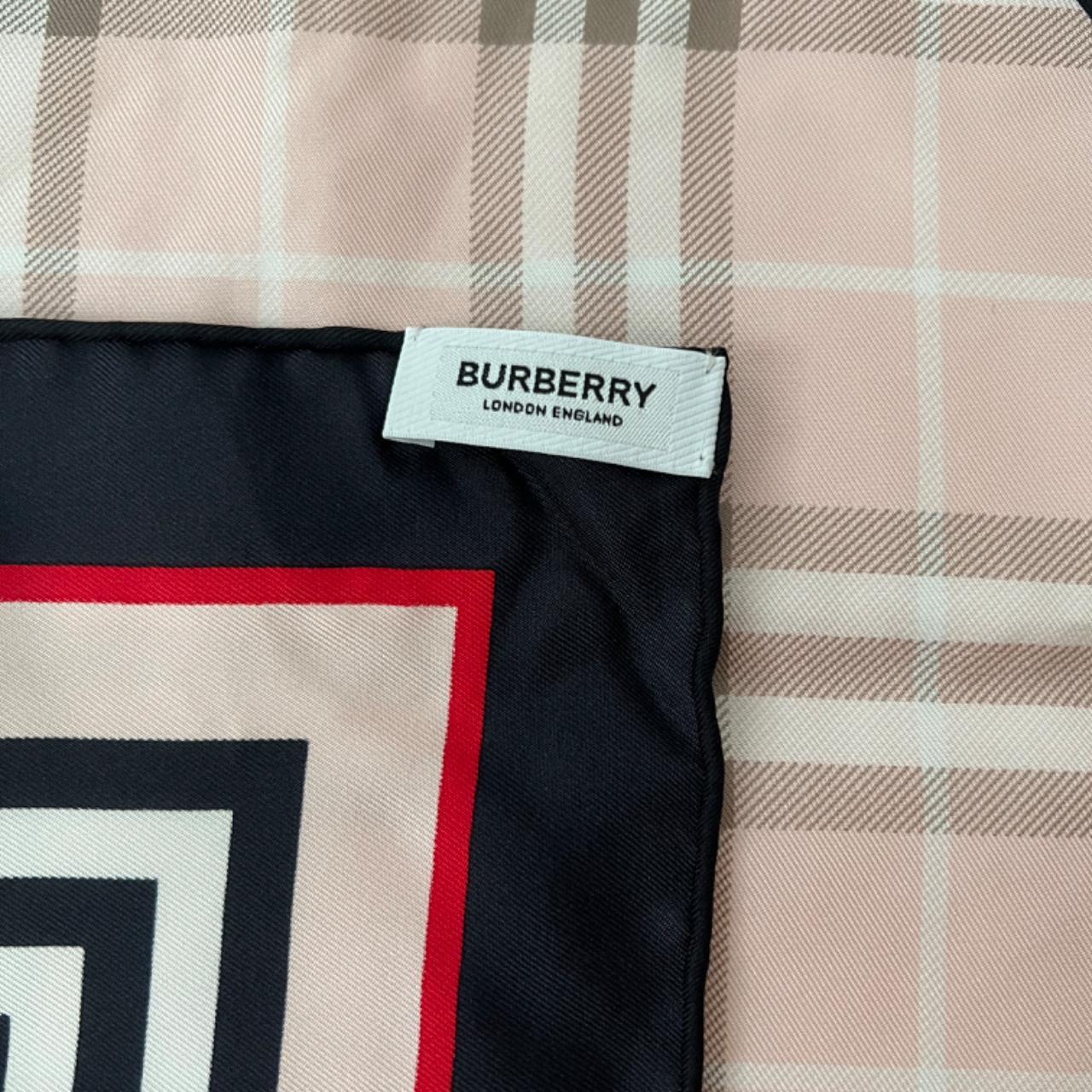 Burberry London Pink plaid - Depop