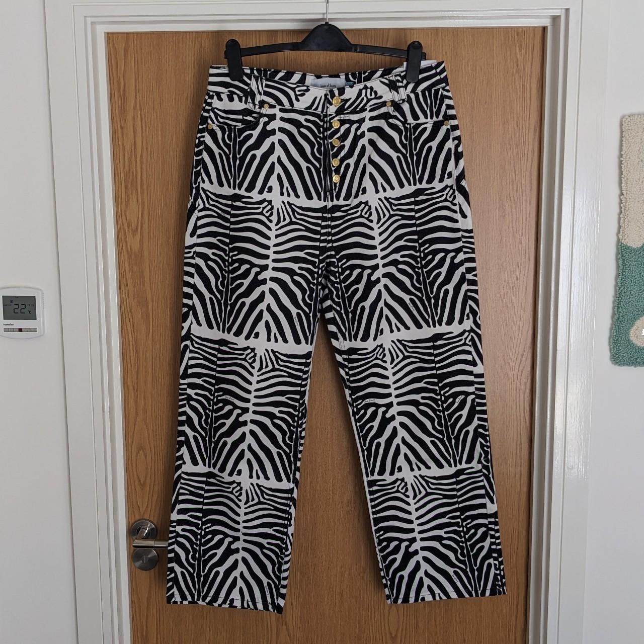 House of Sunny Women's Black and White Jeans | Depop