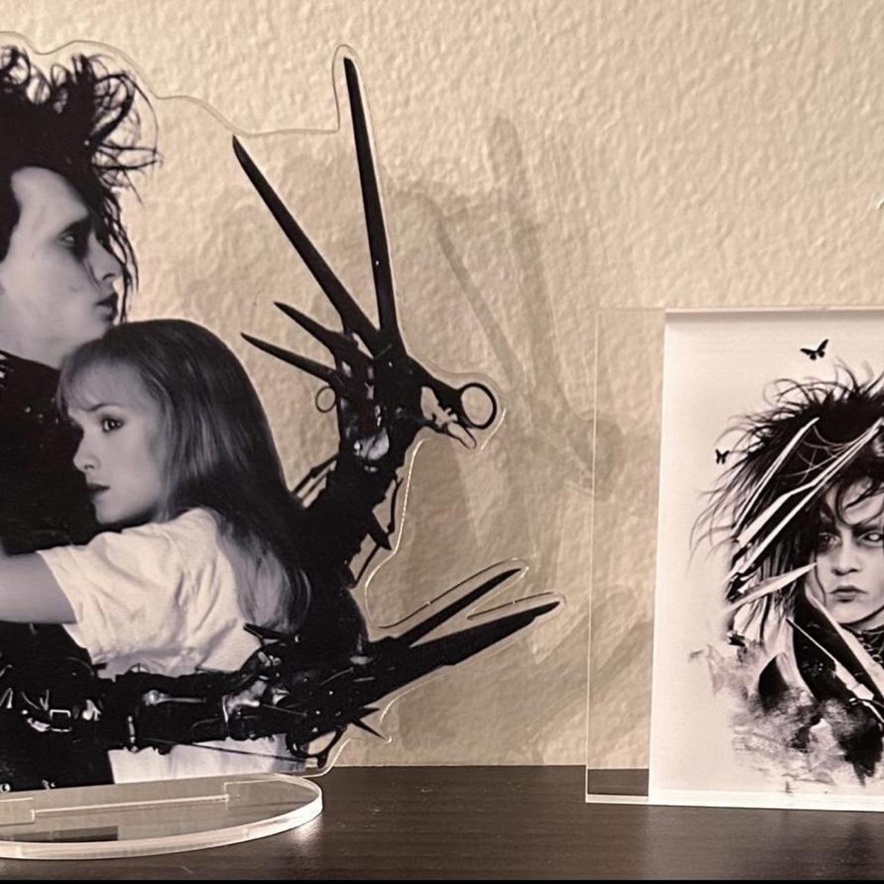 Maxxxine pink star keychain for any fans of A24 | Depop