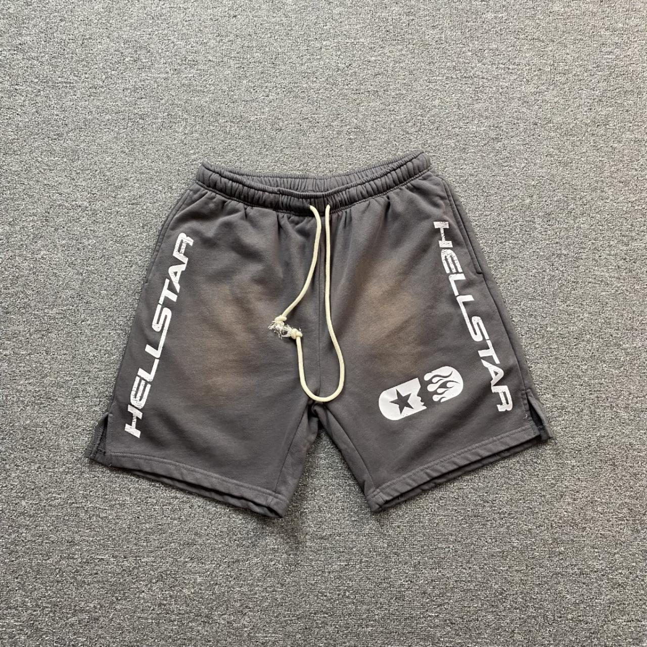 item listed by qeuyshop