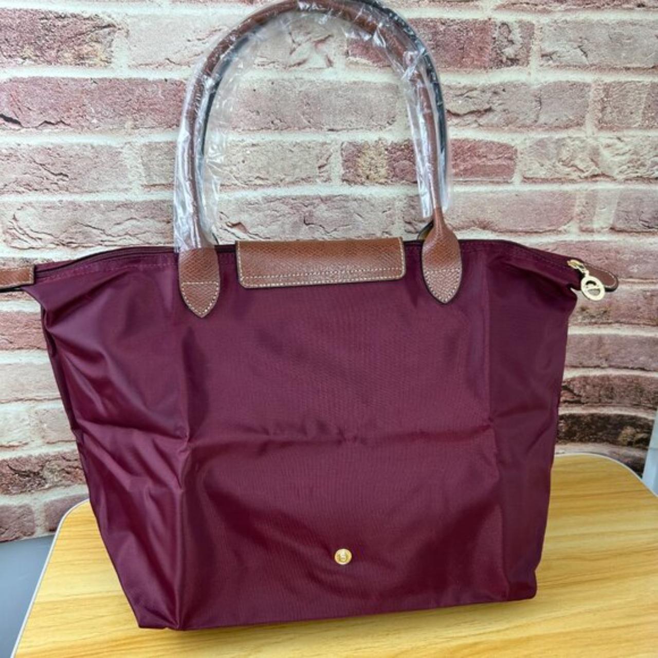 item listed by qeuyshop