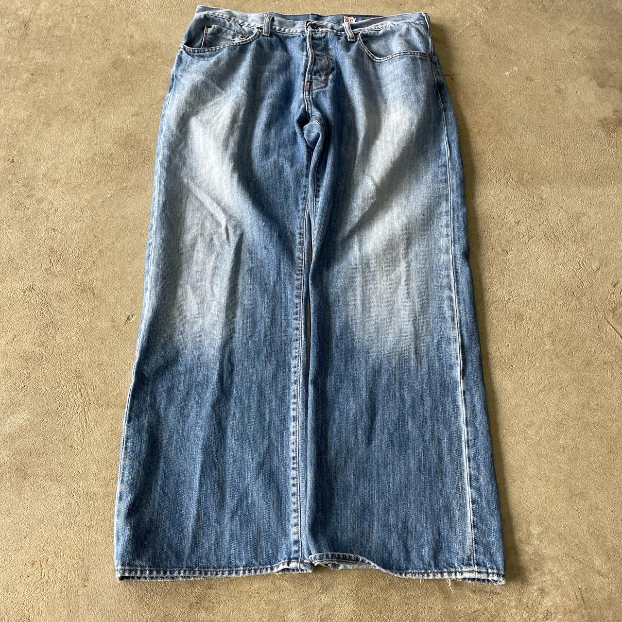 VINTAGE BAGGY GUESS JEANS SUPER BAGGY SLIGHTLY... Depop