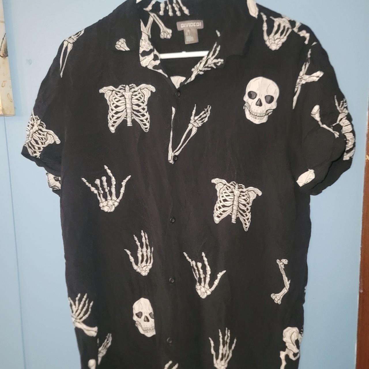 h&m skull shirt