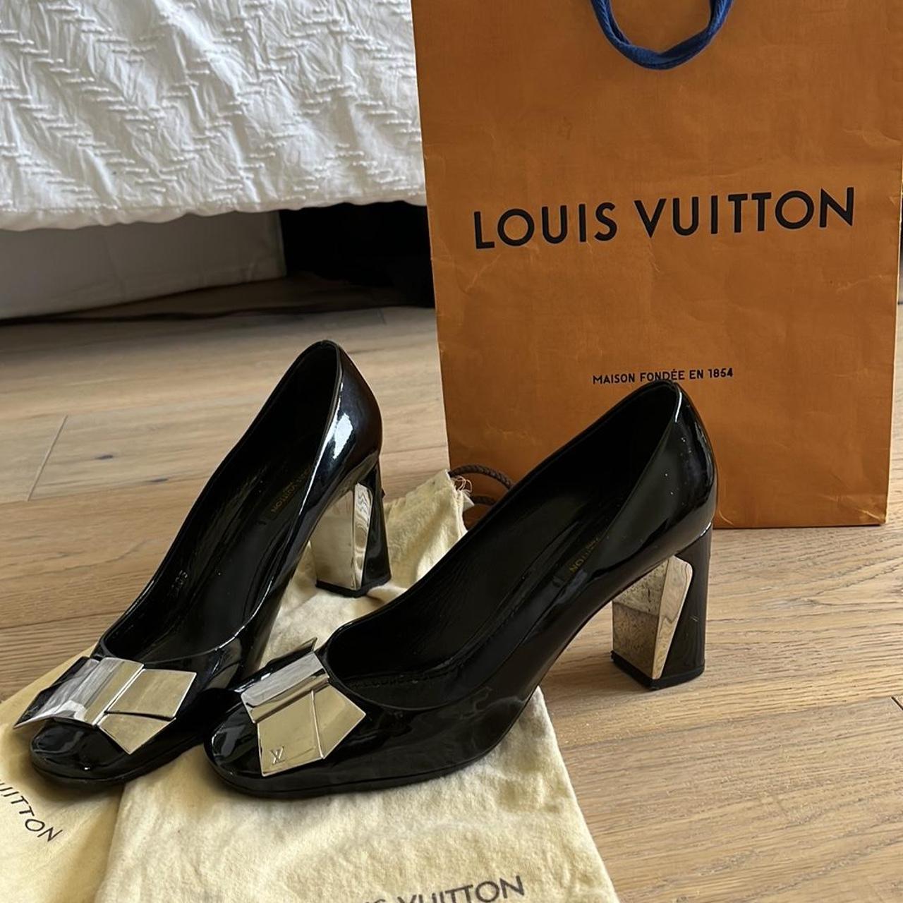 Louis Vuitton leather and woven print heels. These - Depop