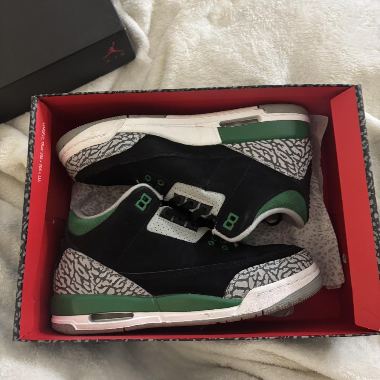 item listed by selllinggg11