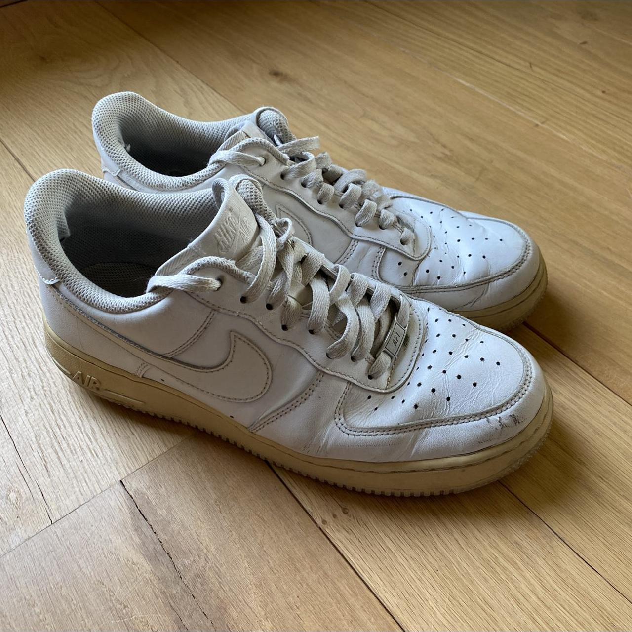 Nike Men's White Trainers | Depop