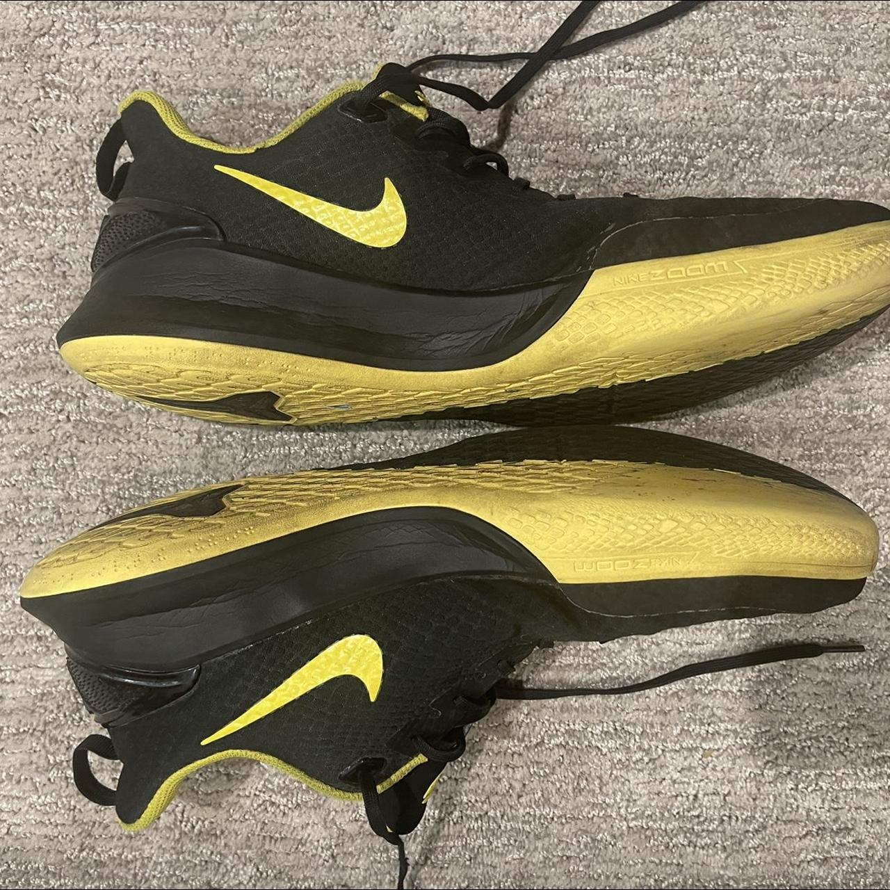 Kobe arbitrary mamba focus black yellow