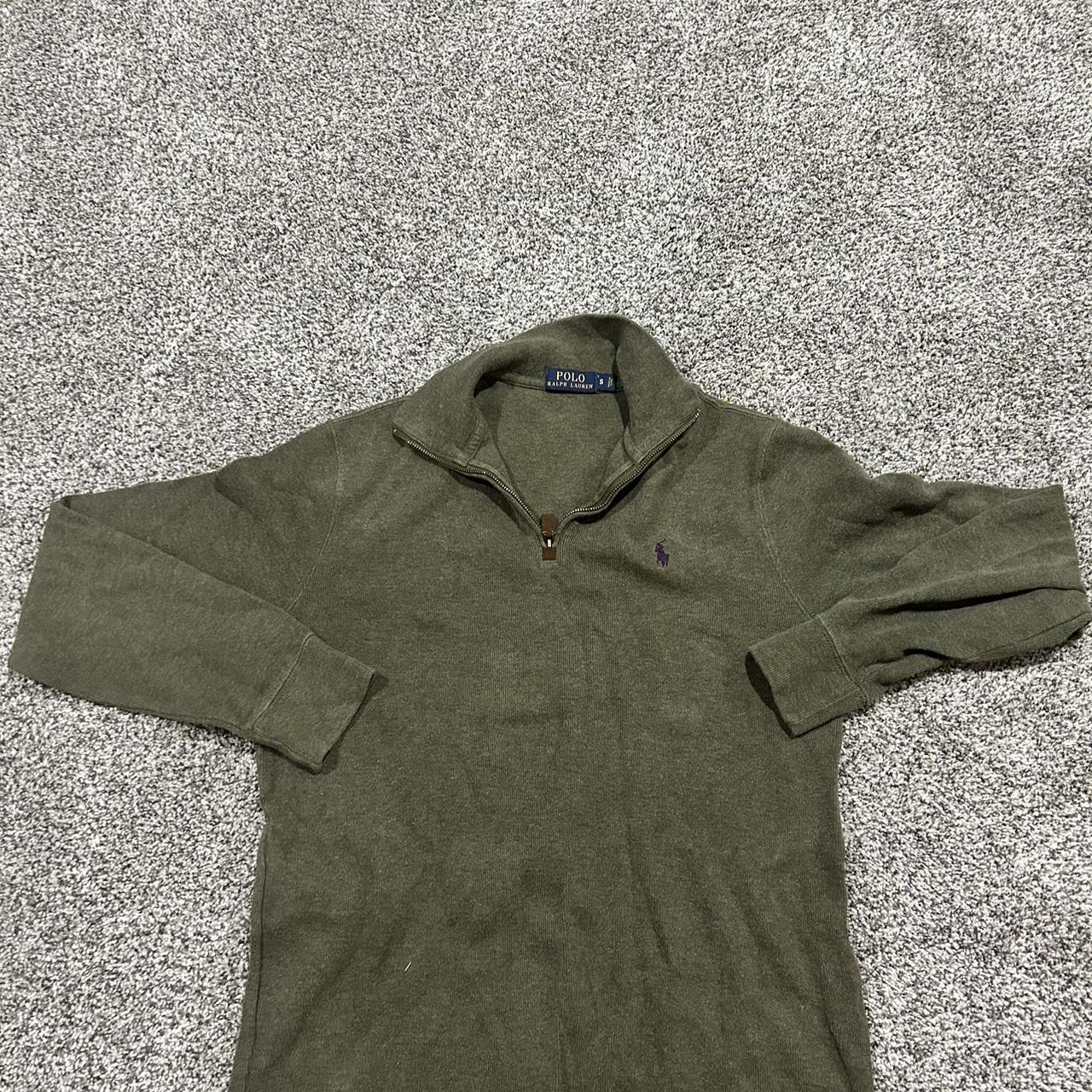 thrifted Small green polo - Depop