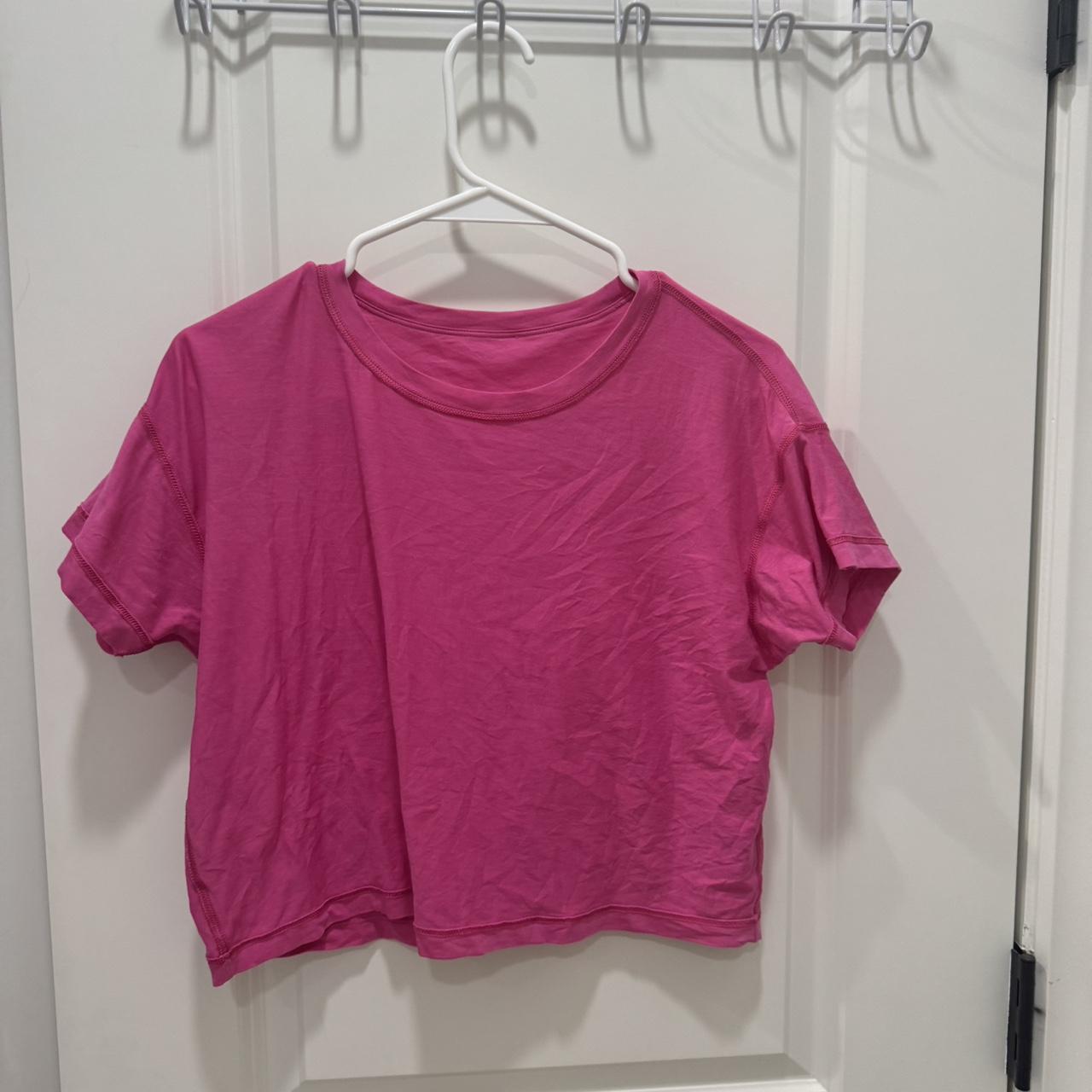 Lululemon Sonic good Pink Cates tee