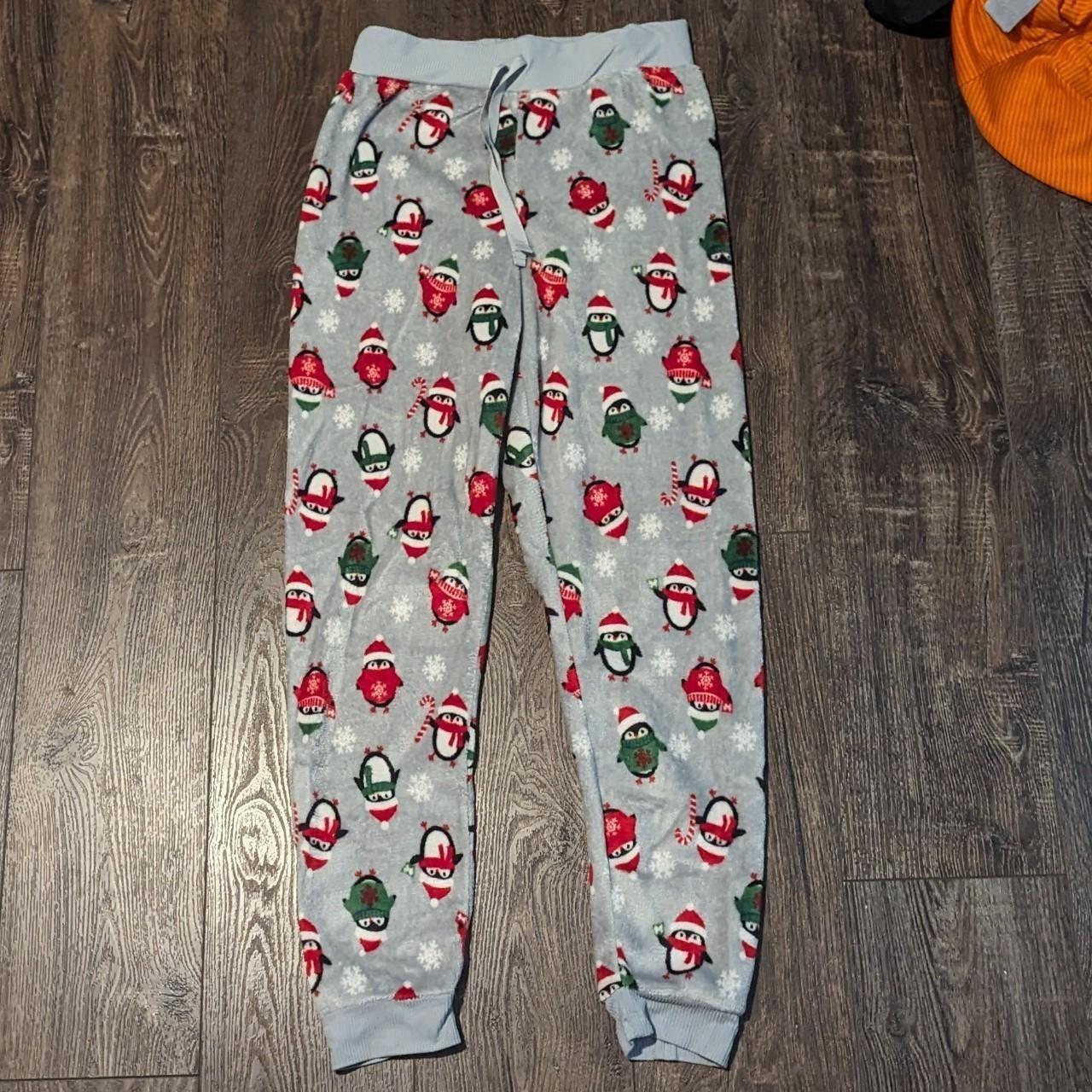 Christmas pajama pants message me for bundles ill - Depop