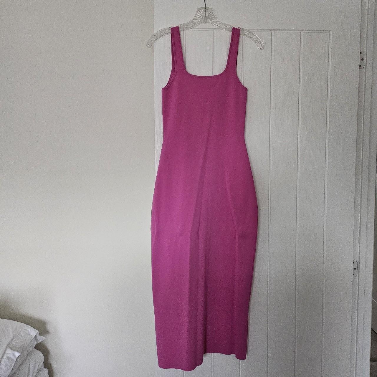 その他 buyee COS tube bodycon midi dress in bright pink. Size | Depop