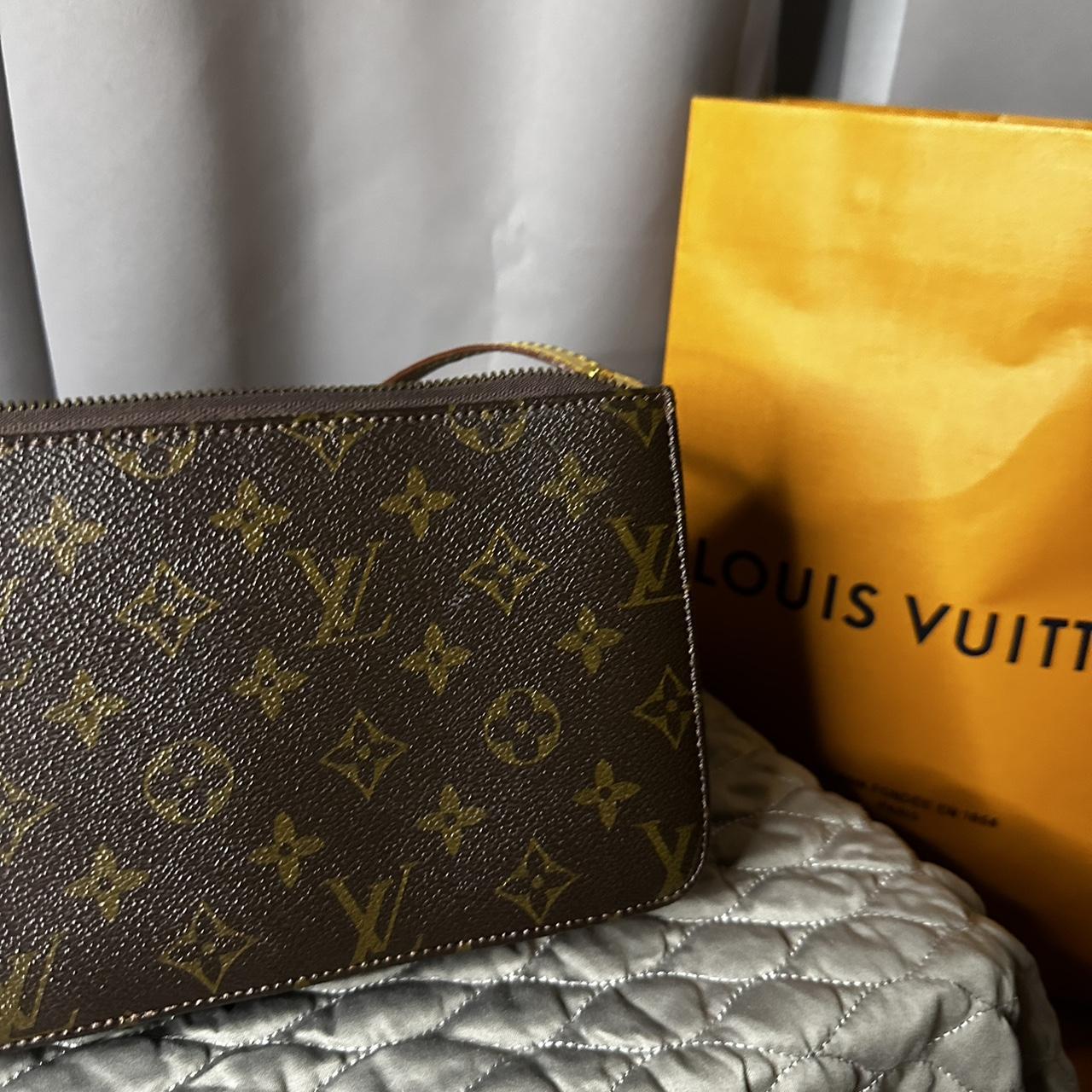 SOLD!!!! New Louis Vuitton Metis reverse pochette. - Depop