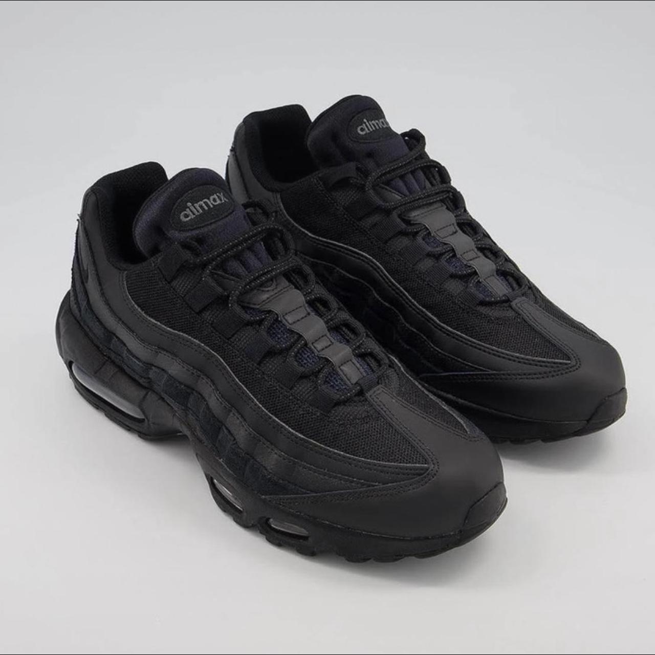 95s triple black