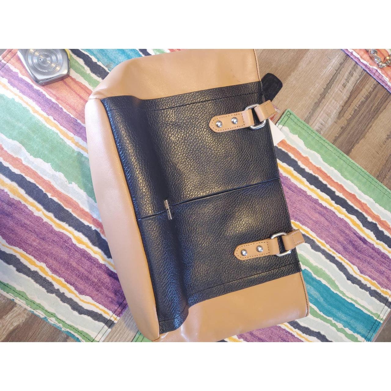 Medium Aurielle leather purse NWT Black and Tan. New Depop