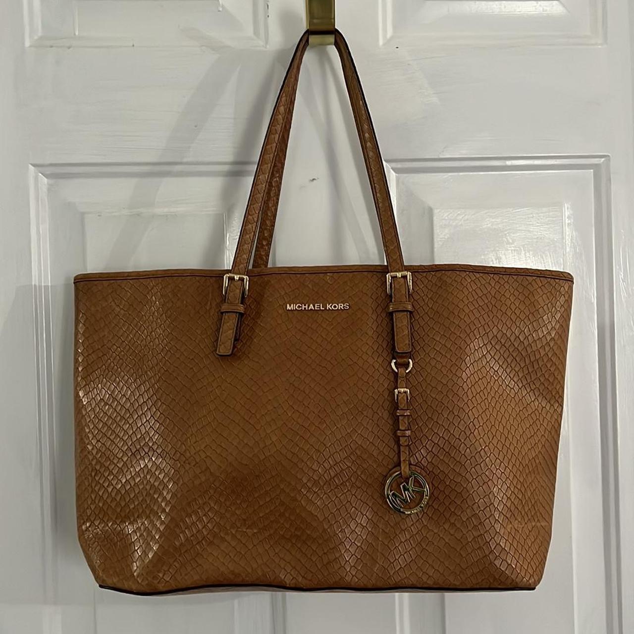 Pre loved MICHAEL KORS Purse Computer Bag. Minimal Depop