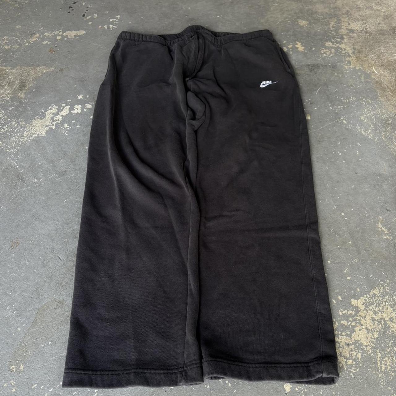 item listed by ryysvintage