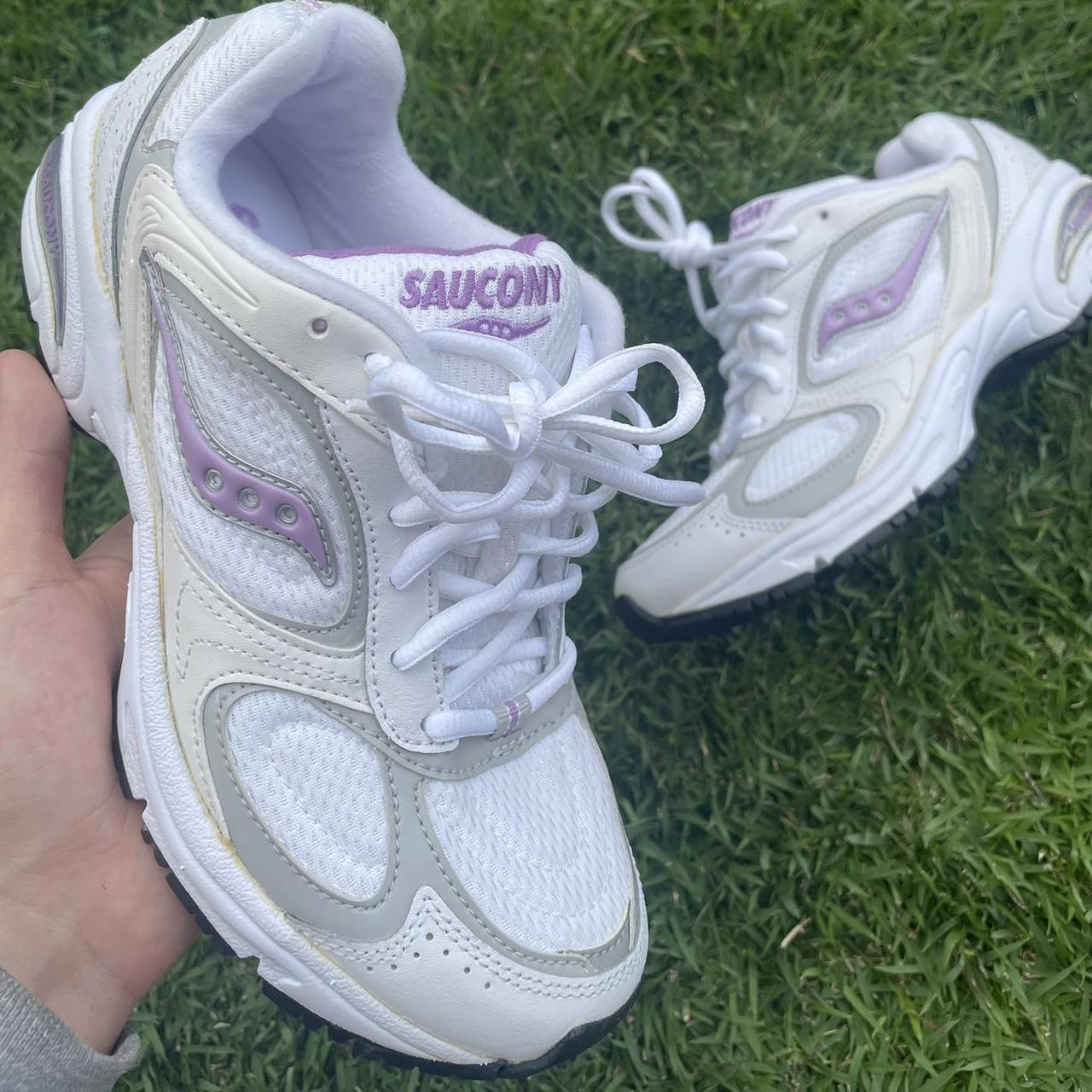saucony retro running shoes