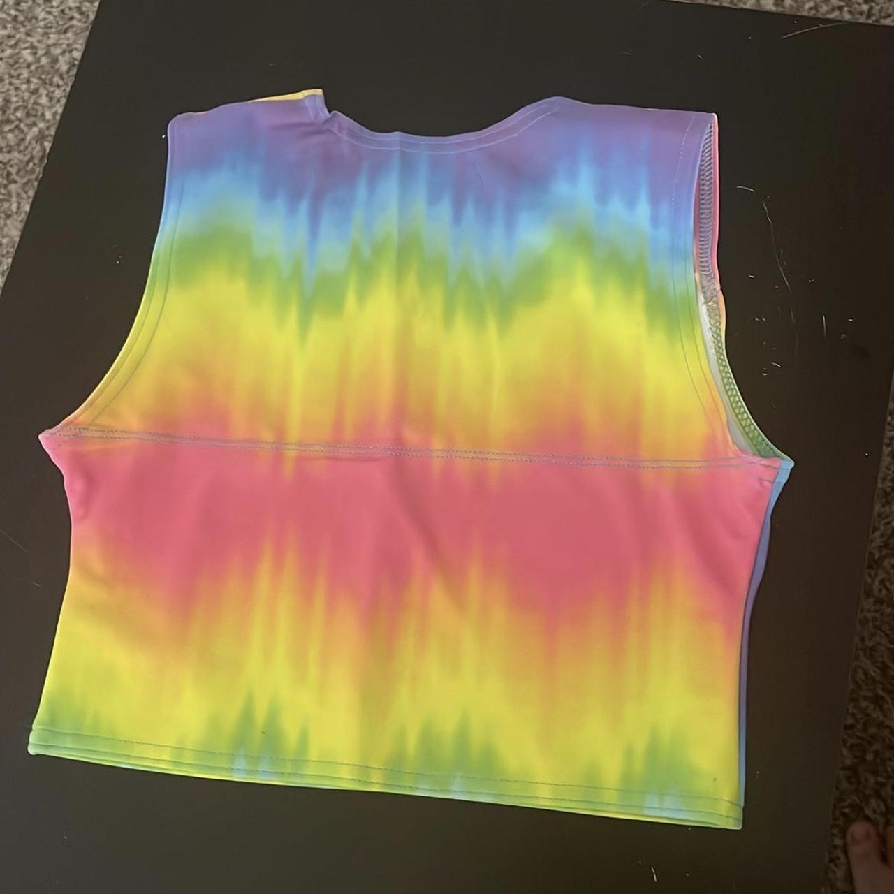 size L gc2b half binder pride edition never been... Depop