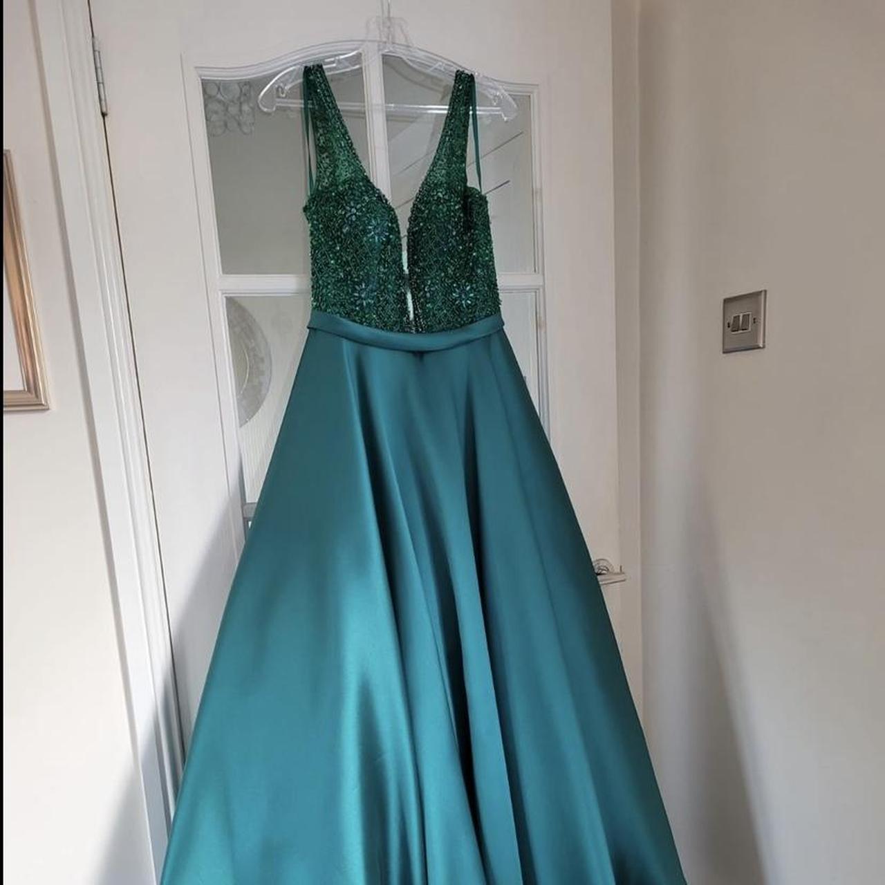 Halo prom dress shop glasgow hotsell