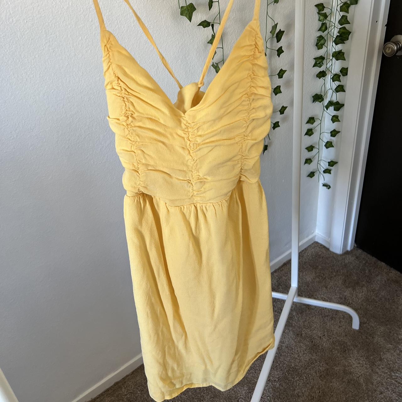 Cute yellow best sale dress forever 21