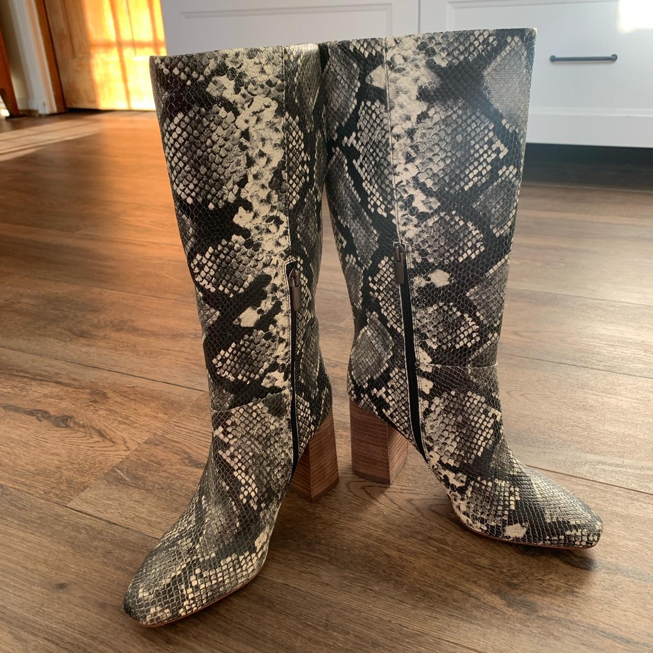 J Crew Snakeskin Boots Tall New! Vince Camuto Grey Snake Print