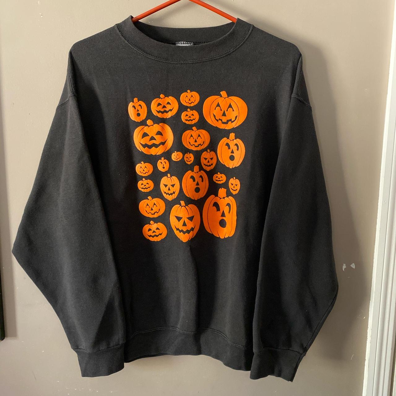 Halloween sweatshirts vintage Depop