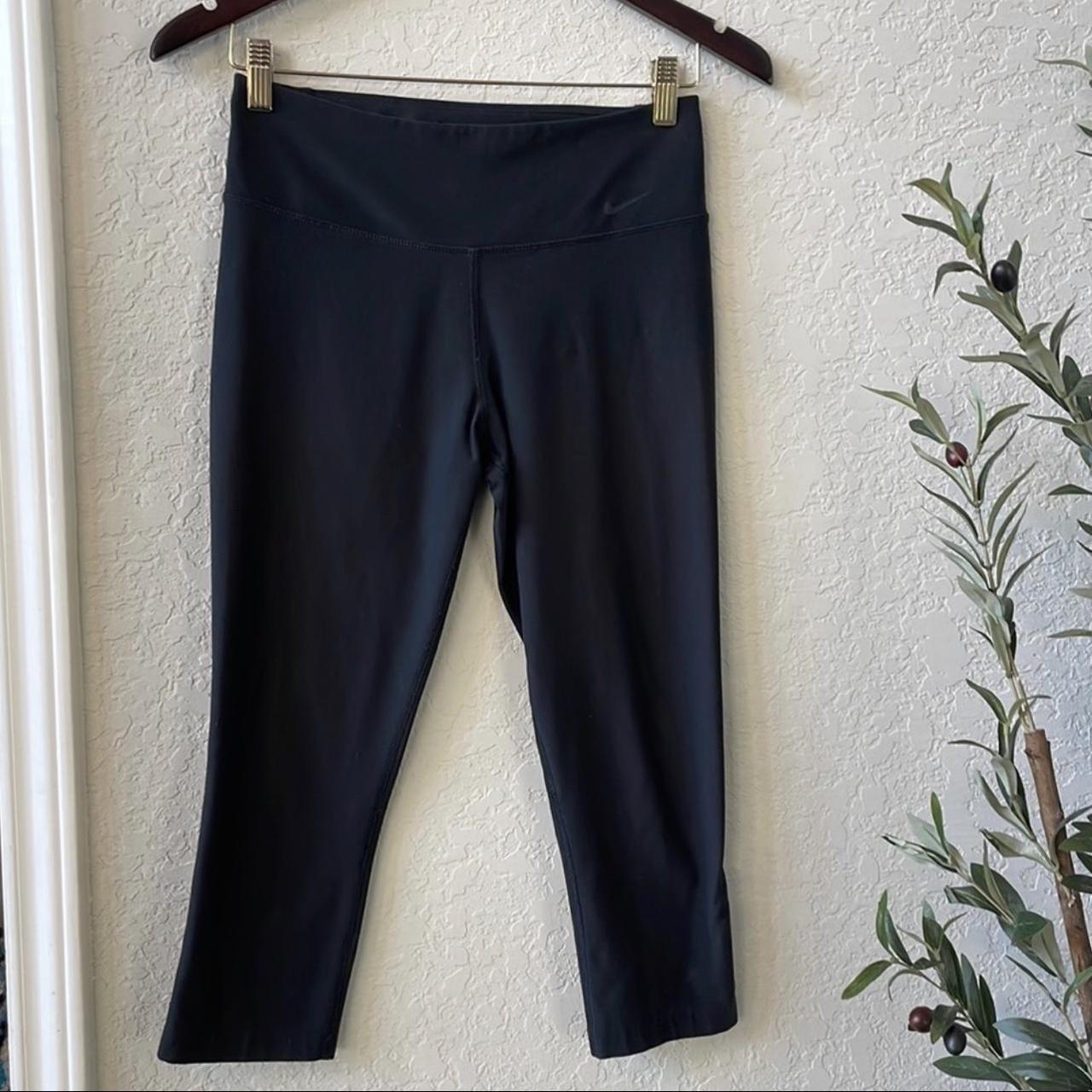 brand new with tag, cropped black pop fit leggings! - Depop