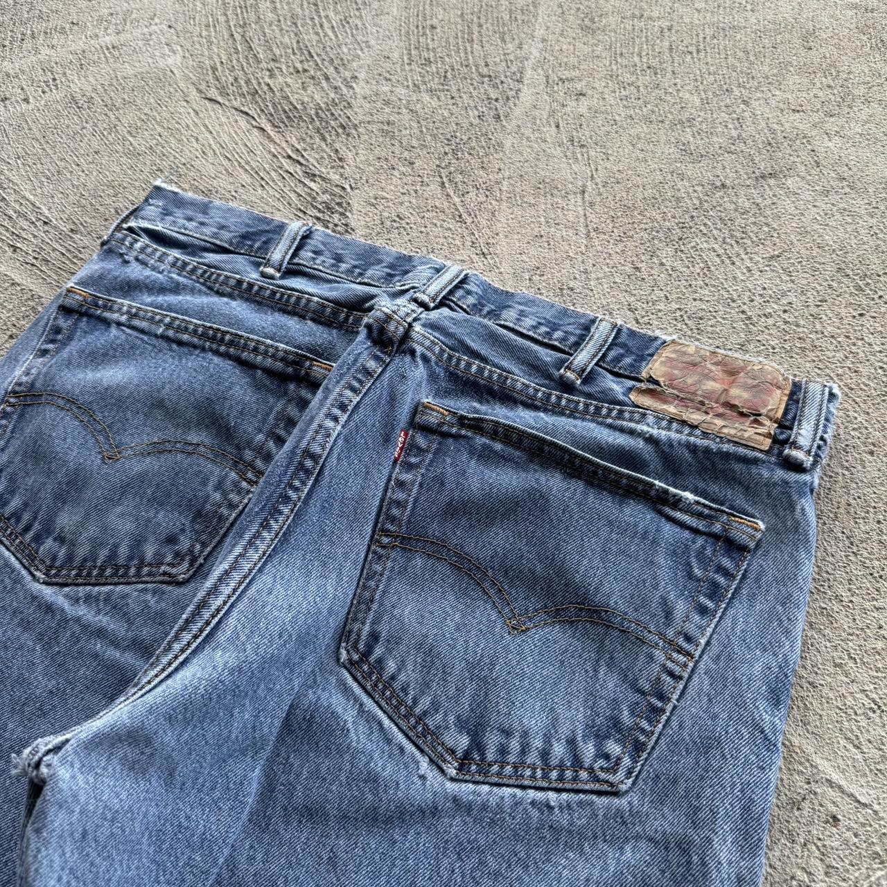 Vintage Levi’s 550 Baggy Jean Shorts Size... - Depop