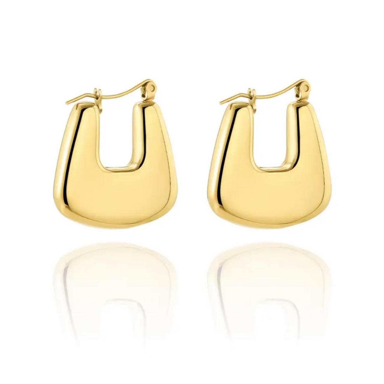 18k Gold PVD Plated 316L Stainless Steel Ring. •... Depop