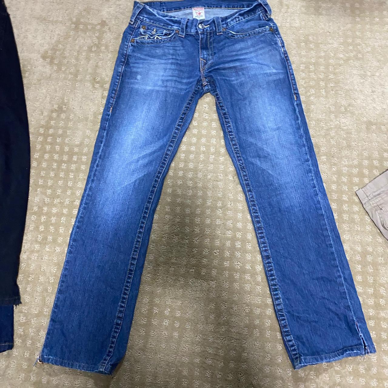 item listed by solojunko