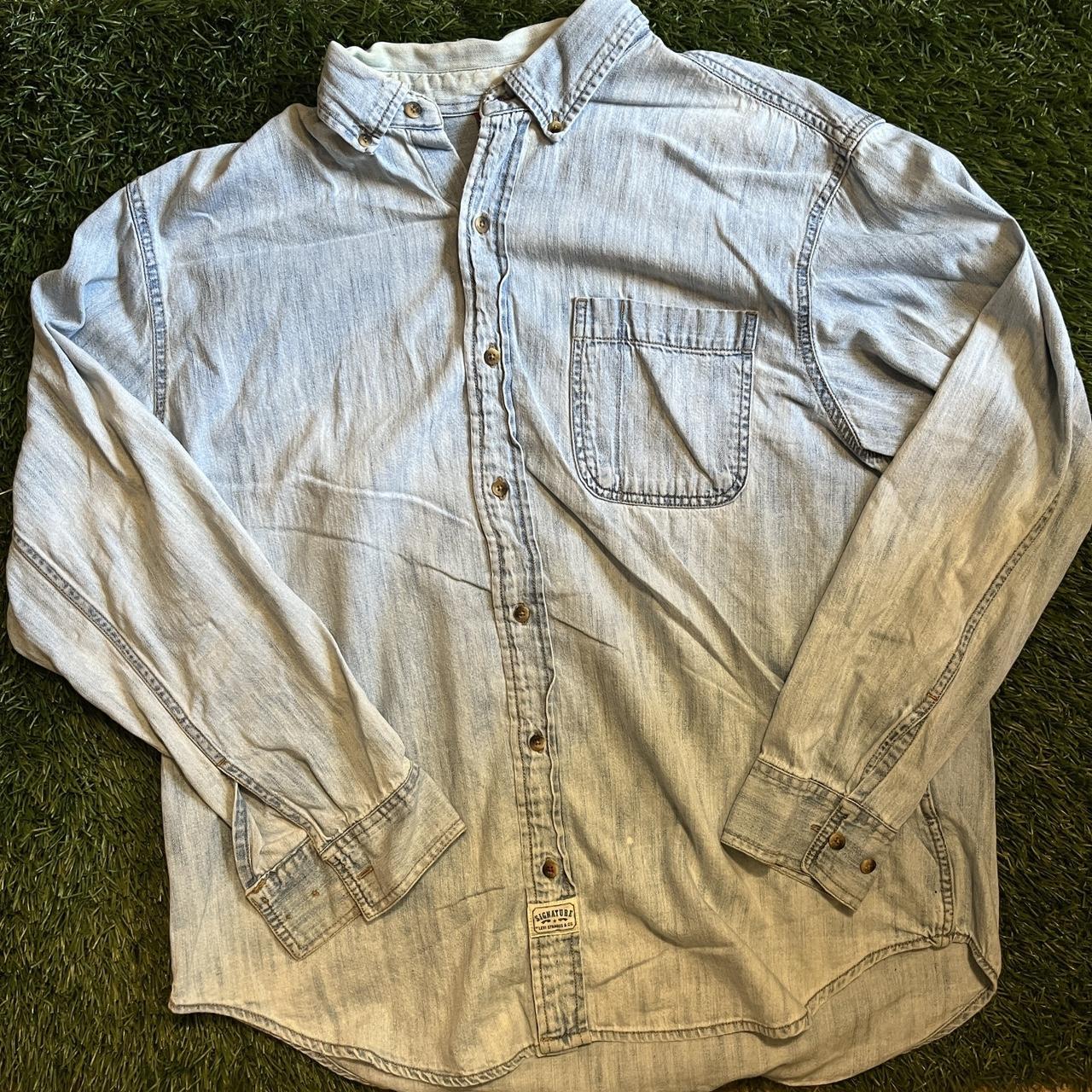 Item 🧤: Levi’s denim over shirt Size 📏:... - Depop