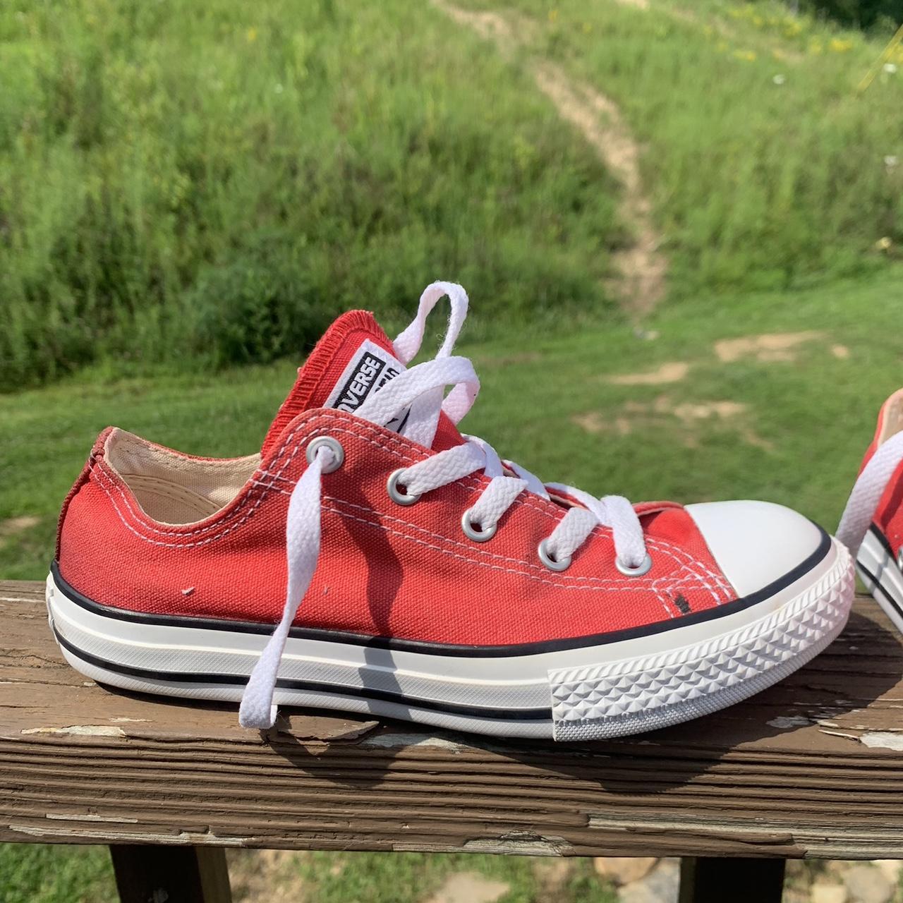 Red converse size 2 new arrivals