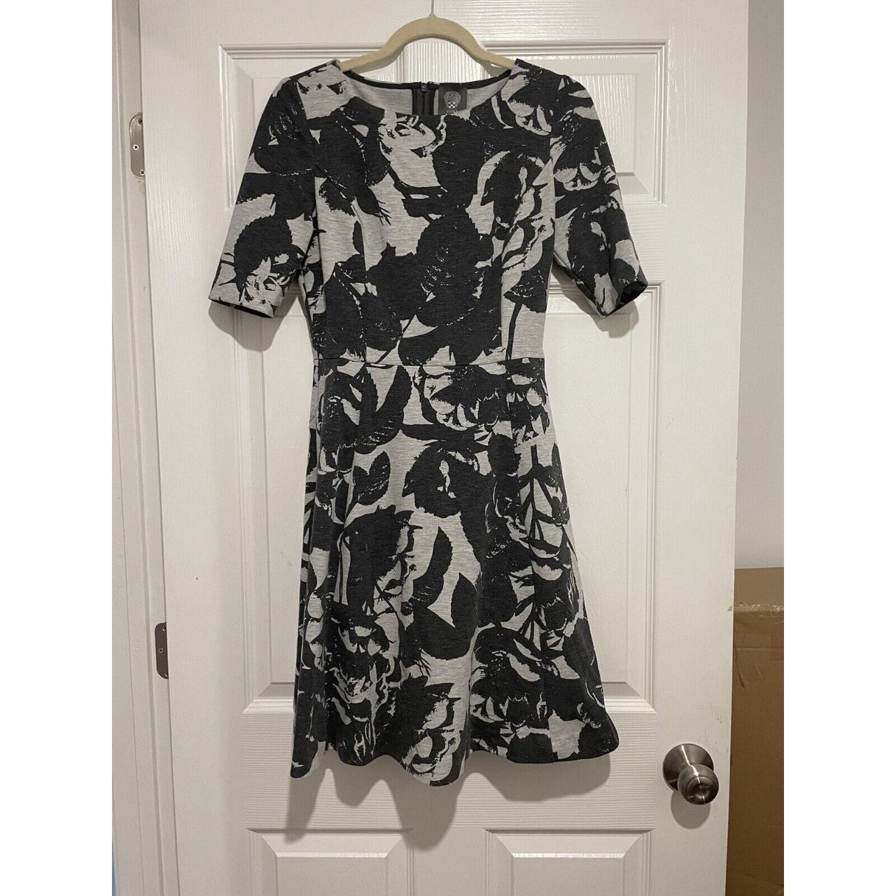 Vince camuto 2024 black floral dress