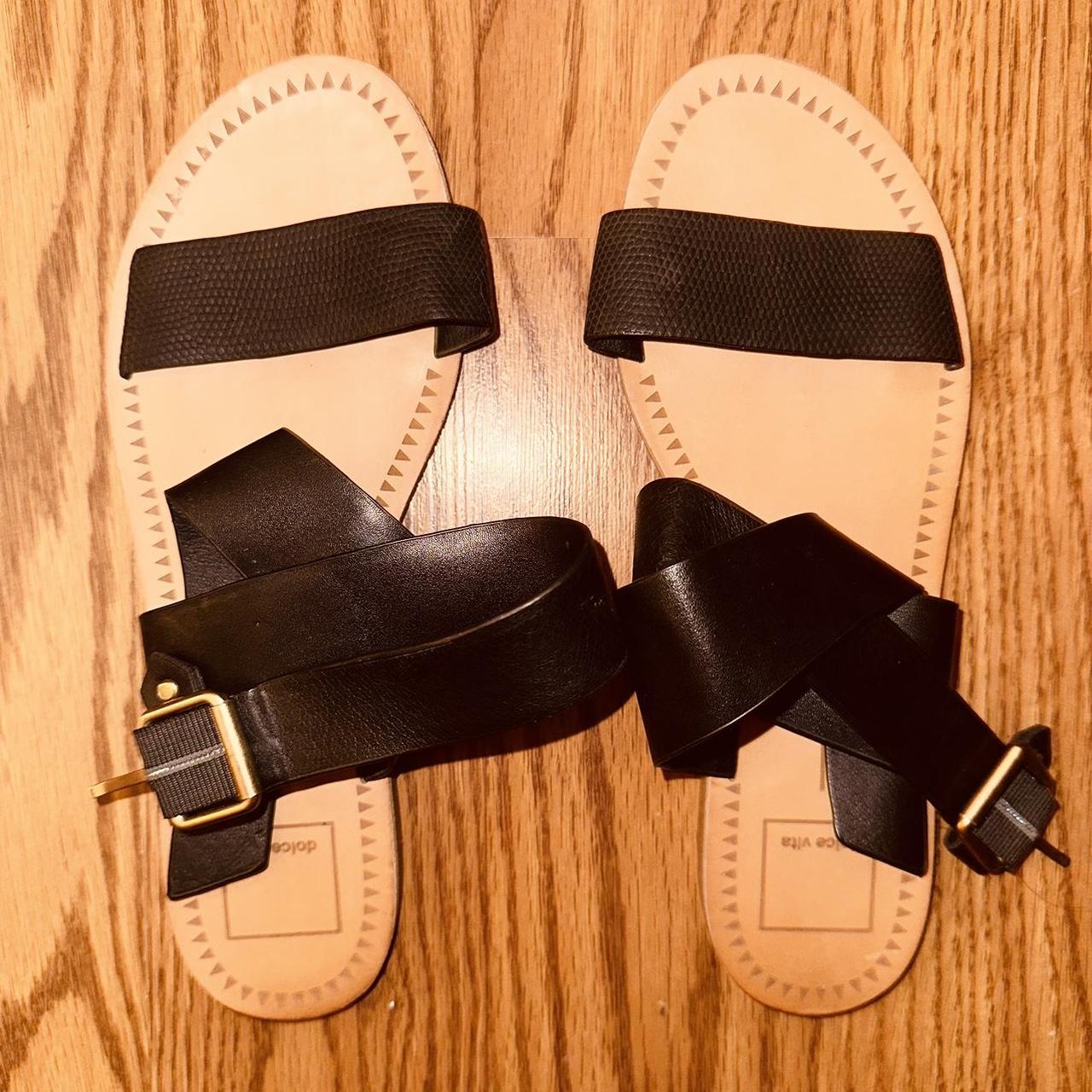 Old navy clearance 2 strap sandals