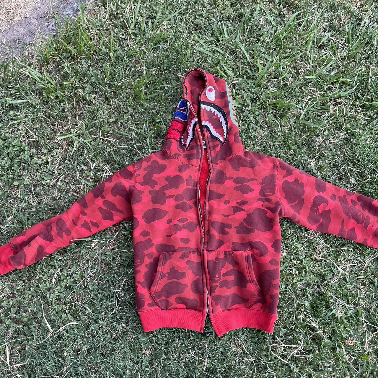 Real red best sale bape hoodie