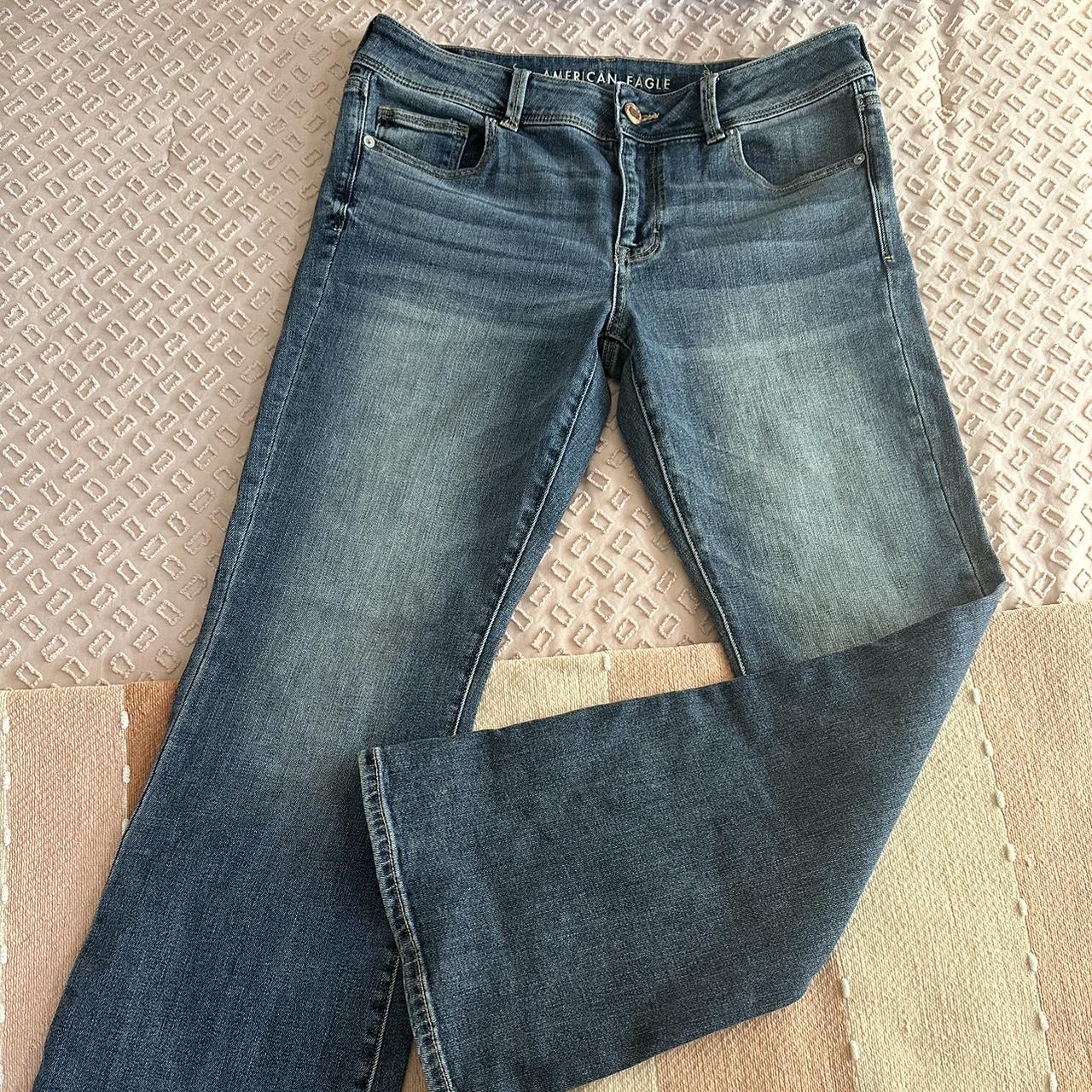 American Eagle bootcut jeans In great condition... Depop