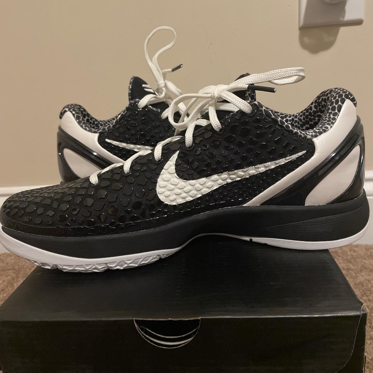 size 16 kobes
