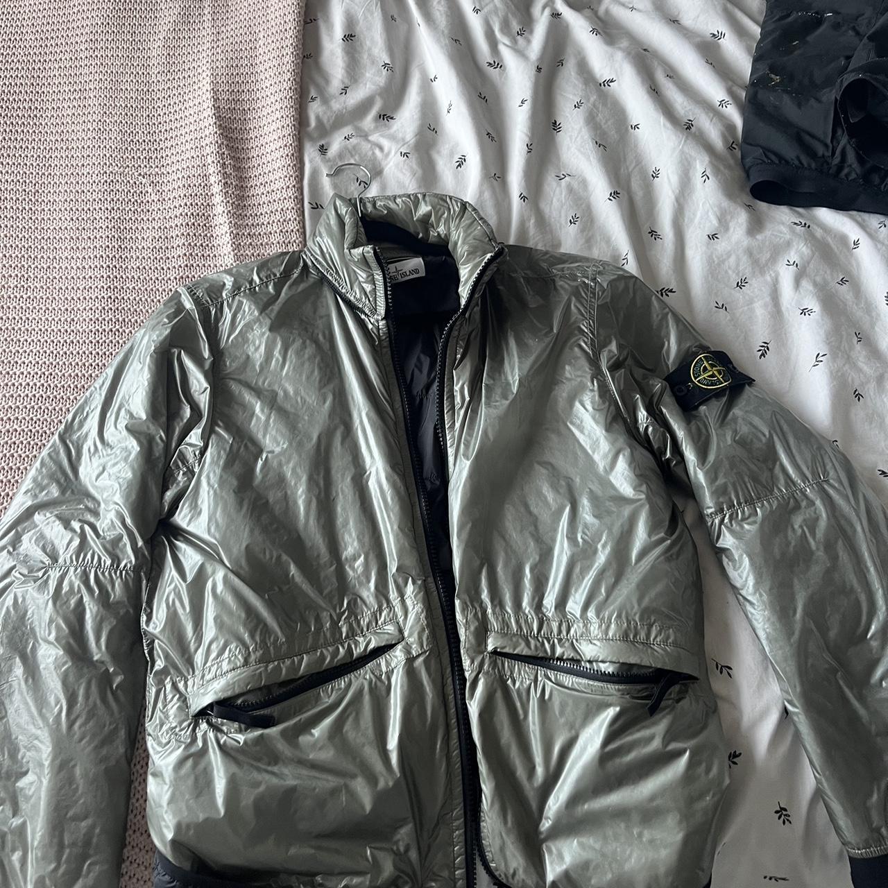 Size L stone island pertex quantum primaloft...