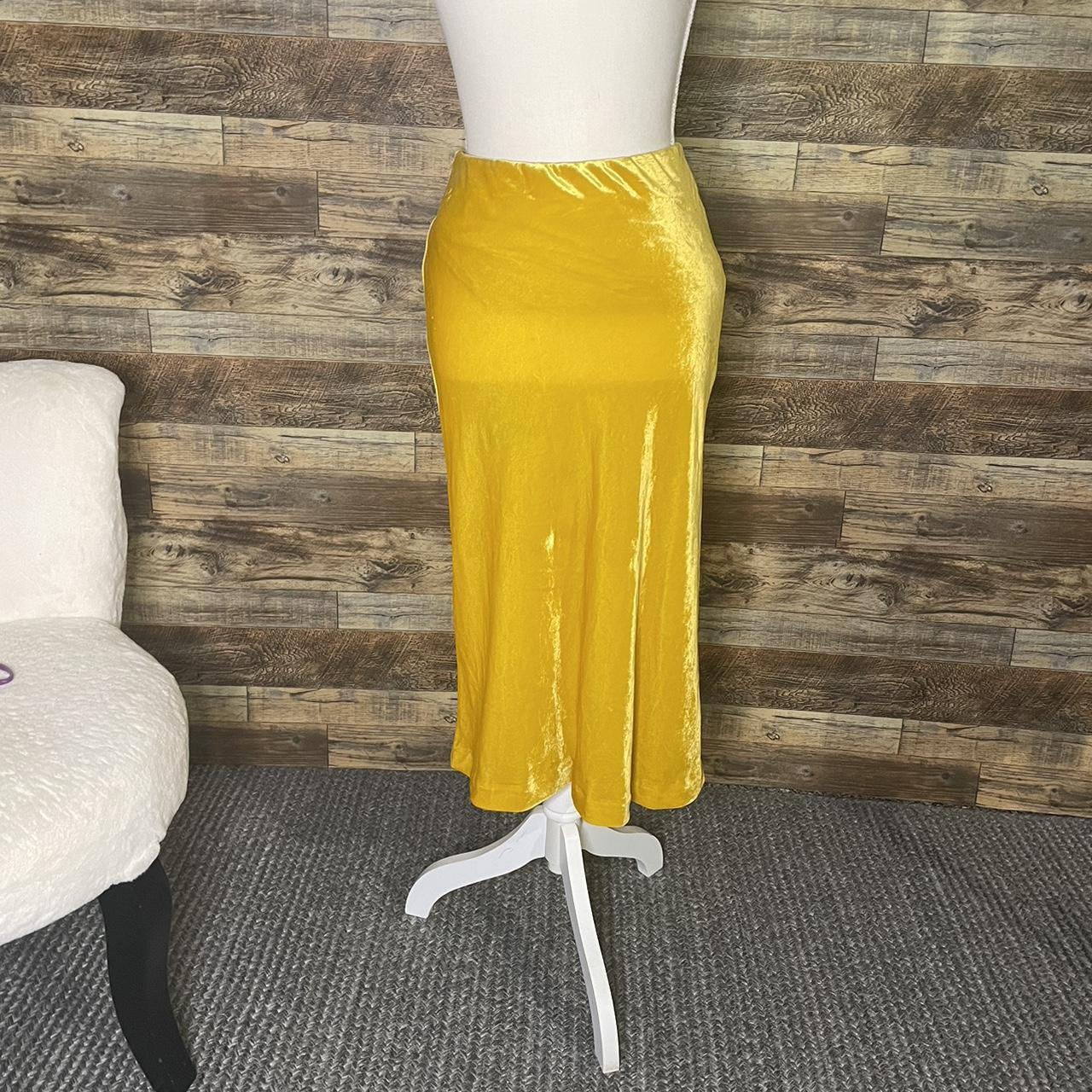 Anthropologie yellow velvet skirt hotsell