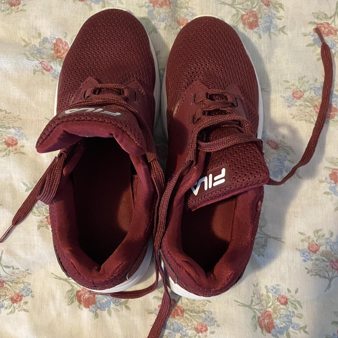 Burgundy fila clearance trainers