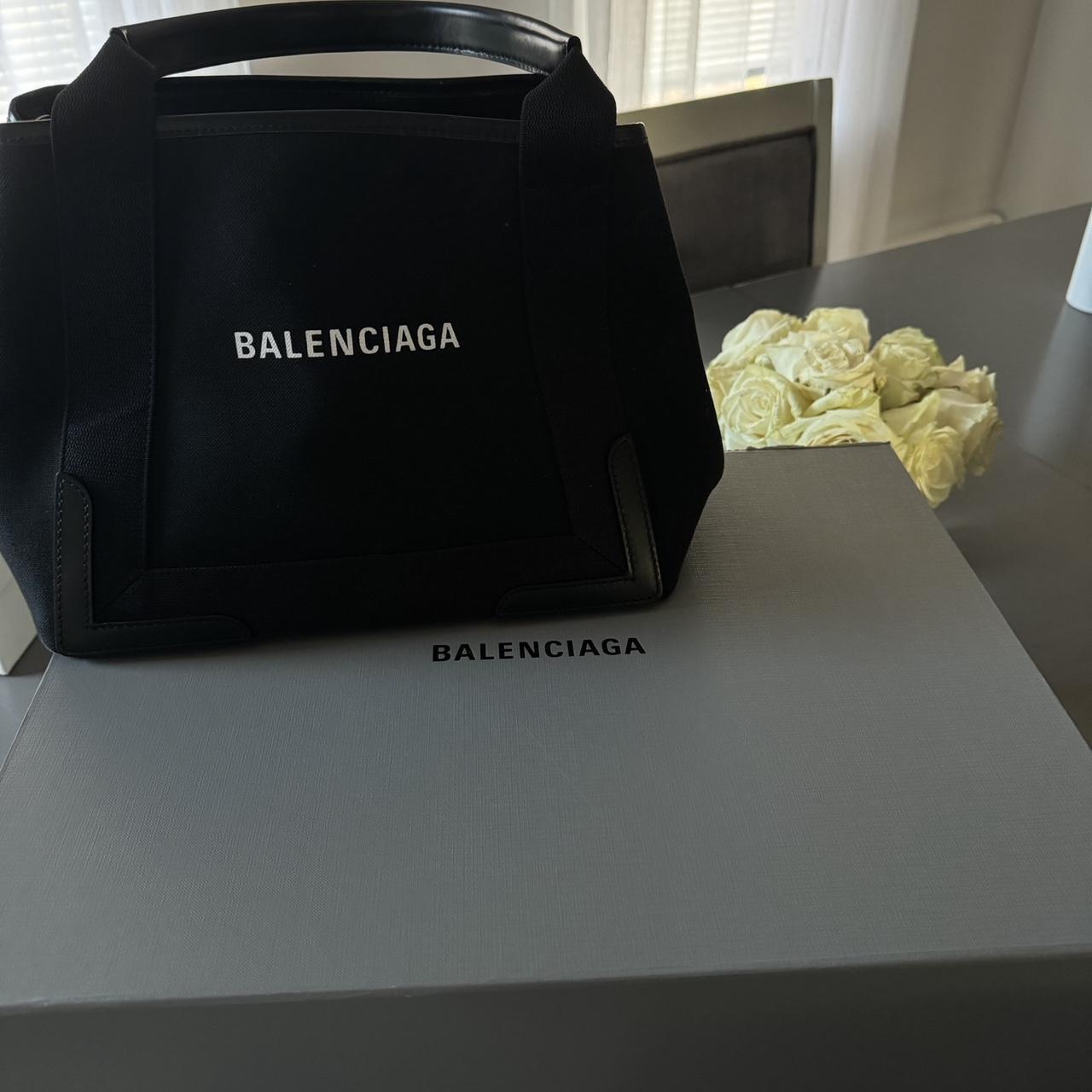 Caba balenciaga hotsell