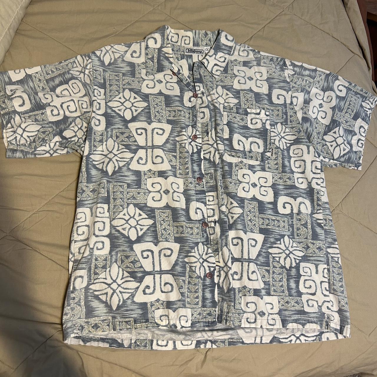Vintage men’s billabong button up shirt! I’m perfect... Depop