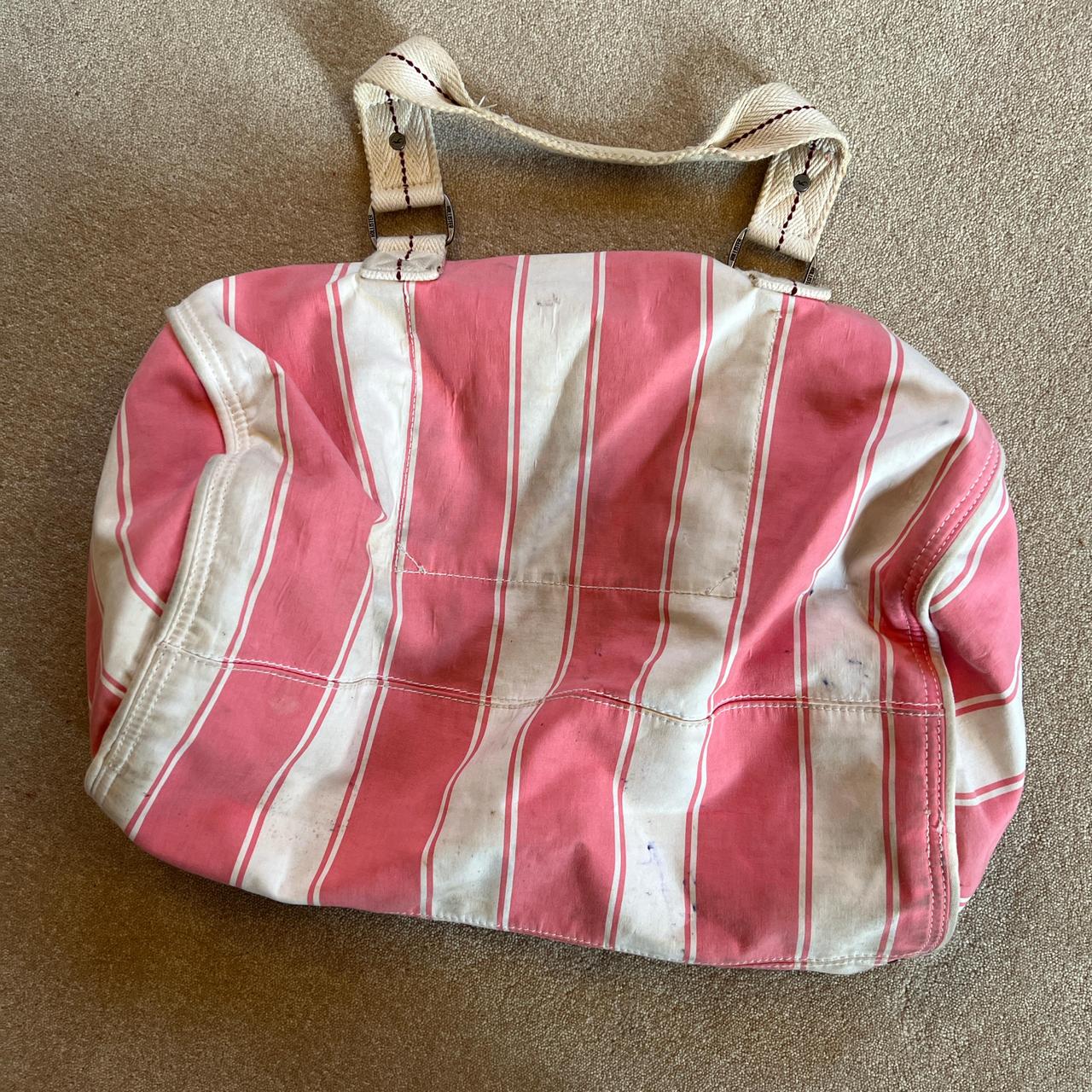 Hollister delicate weekend bag